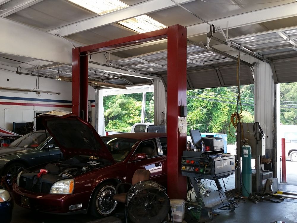 US Hwy 19/41 Auto Service Center: 6541 Tara Blvd, Jonesboro, GA 30236